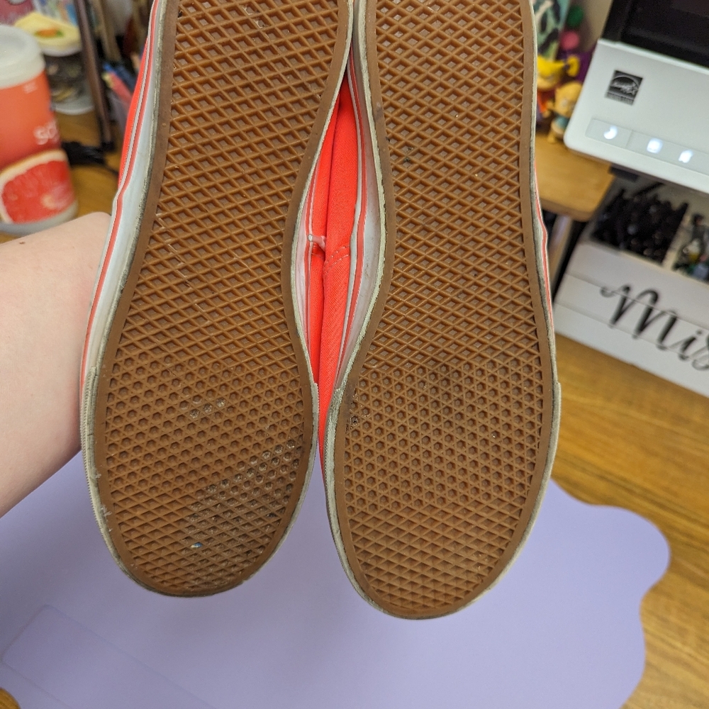 VANS - Picture 3 of 3